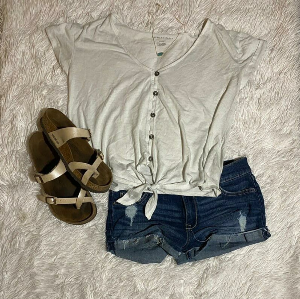 White American Eagle top